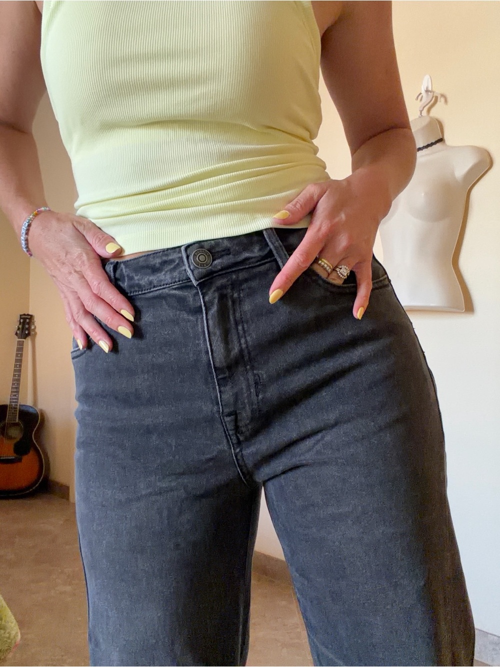 Black Wash Hudson Wide Leg Jeans Size 4 NWT - Picture 5 of 17